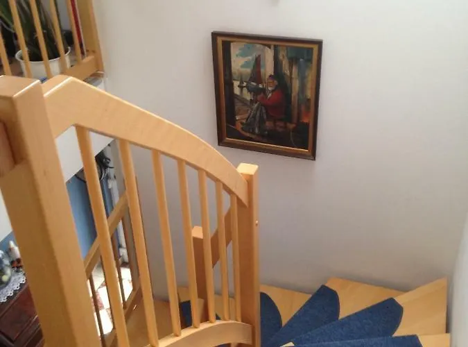 Loreley Nocleg ze śniadaniem *